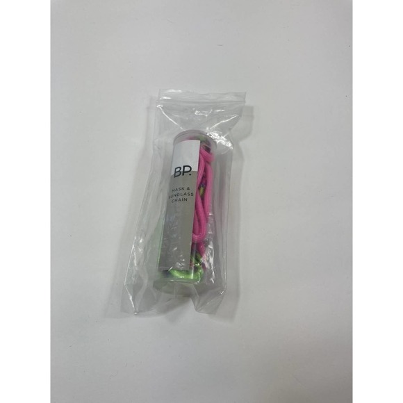 4/$25 NWT BP Mask and Sunglass Chain - Picture 3 of 3